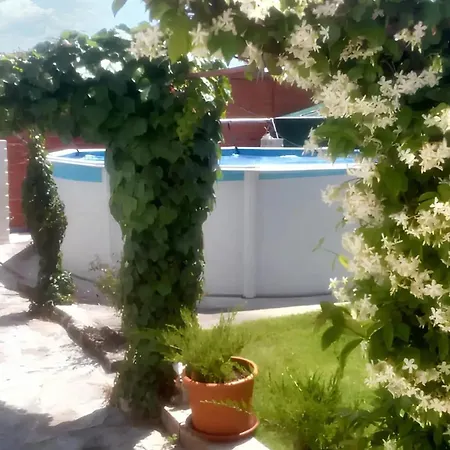別荘 Charming House In With Private Pool *