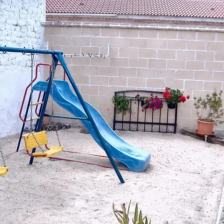 Charming House In With Private Pool *