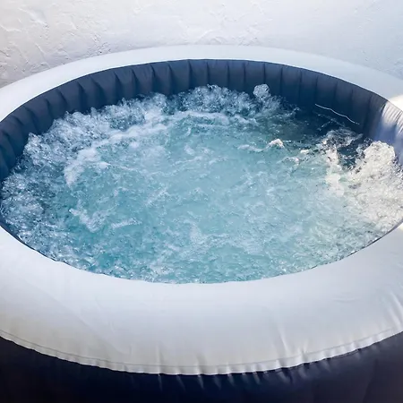 Charming House In With Private Pool Σπίτι διακοπών *