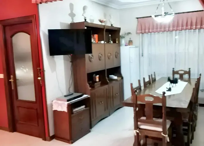 Charming House In With Private Pool Nyaraló